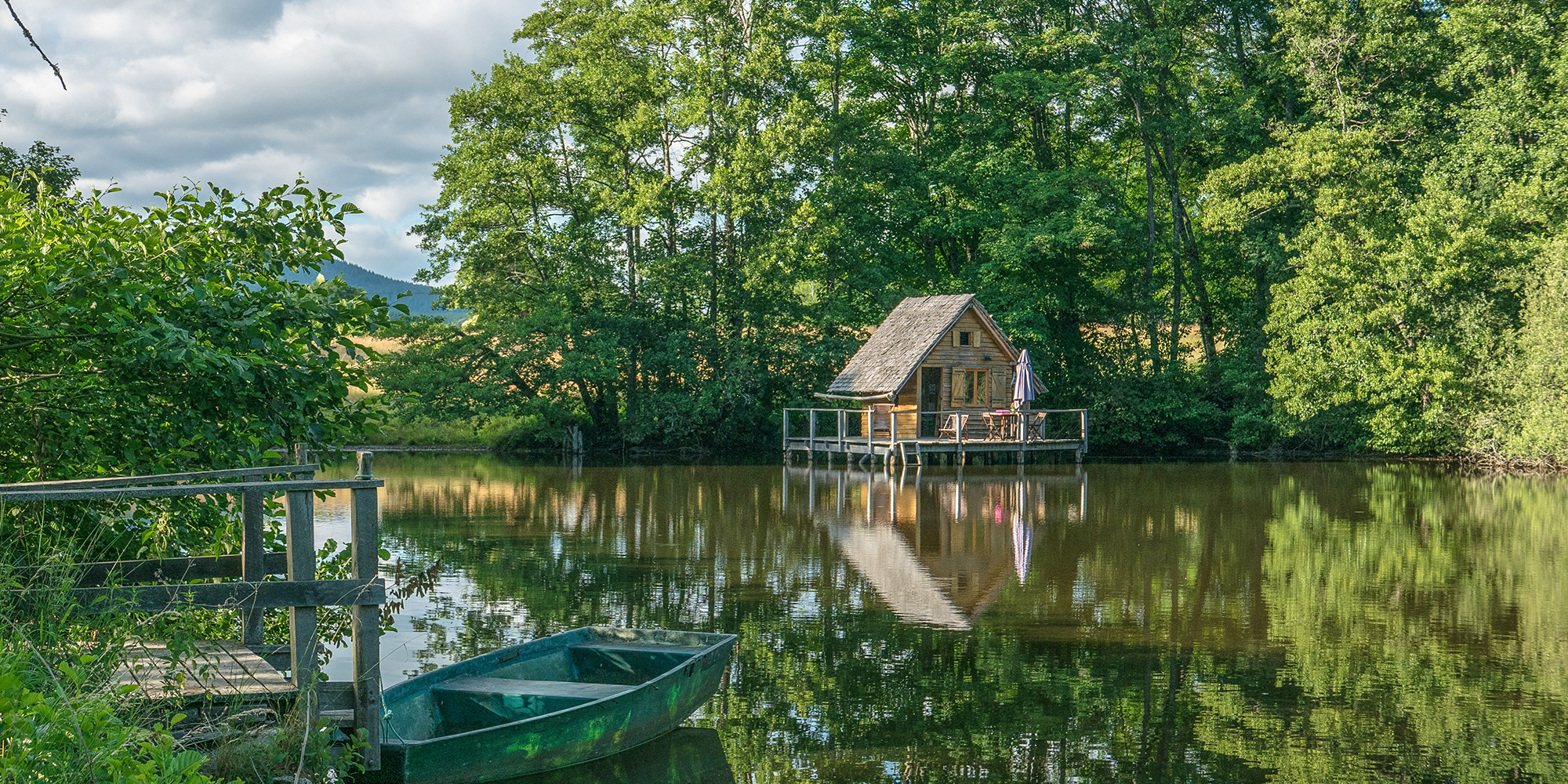 cabanes lacustres parc naturel du Morvan éco logement